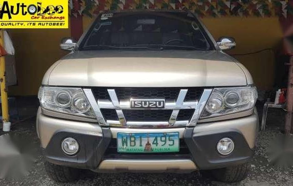 2013 Isuzu Sportivo X