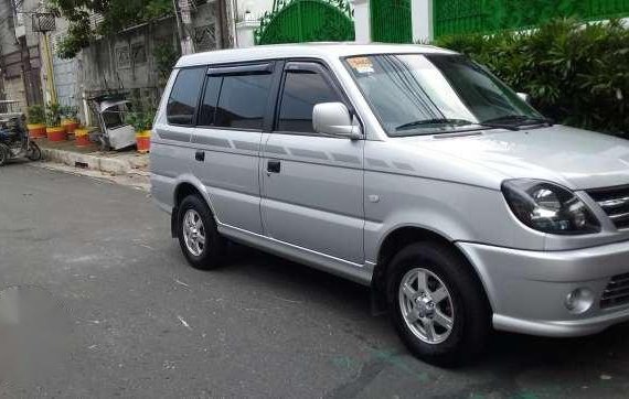 Mitsubishi adventure 2016