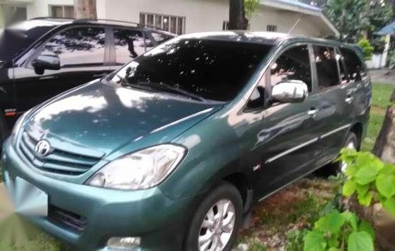 Toyota Innova E 2010 Matic Green For Sale