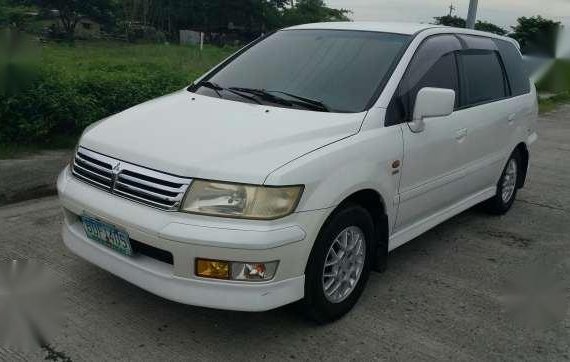 Mitsubishi Grandis - 1998 Automatic like adventure revo