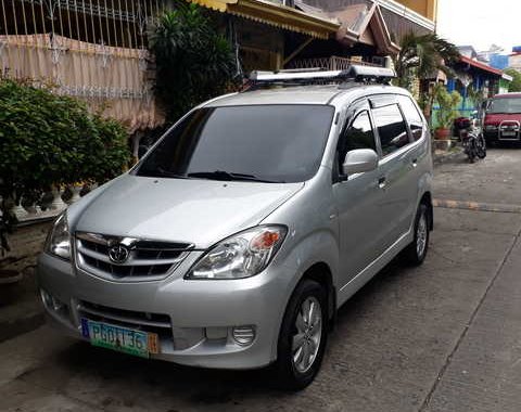 avanza 1.3j 2010 SUV silver for sale 