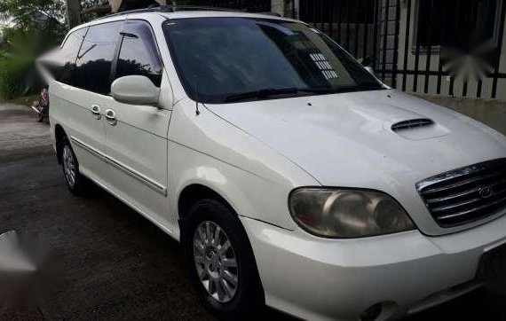 Kia sedona rs diesel local 2002