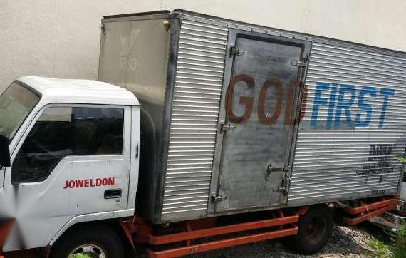 2010 isuzu canter elf aluminum van giga