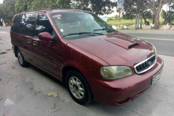 Kia Carnival LS 2000 Local MT Red For Sale
