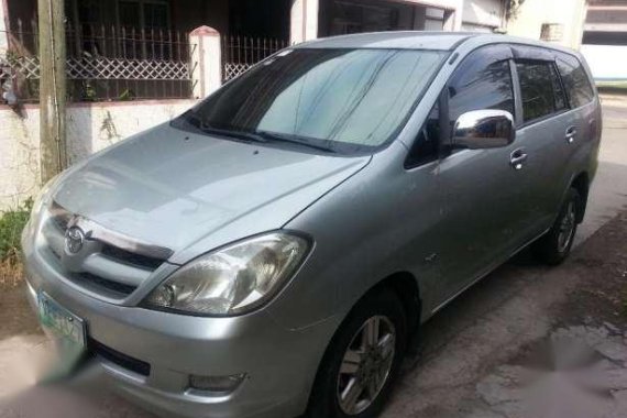 LIKE NEW Toyota Innova E 2007 FOR SALE