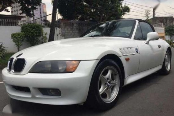 BMW Z3 1998 MT 1.9 White Convertible For Sale