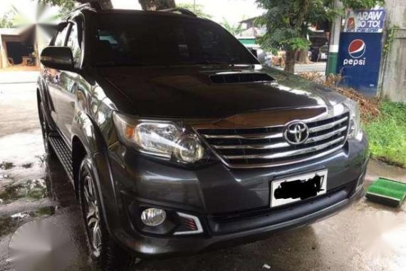 Toyota Fortuner 2015 Manual Gray For Sale