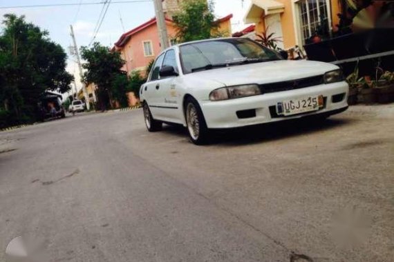 Mitsubishi Lancer GLi 1996 EFi MT White For Sale