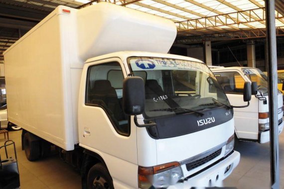 2015 Isuzu Elf truck for sale 