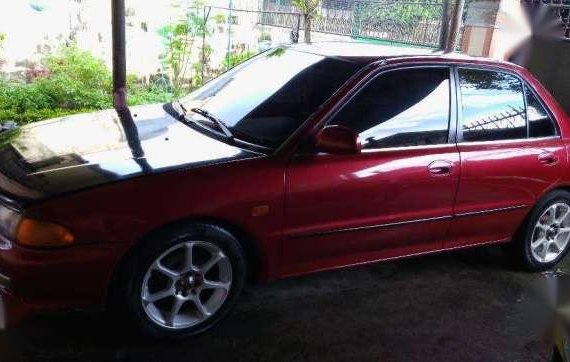 Mitsubishi Lancer Glxi 1994 MT Red For Sale