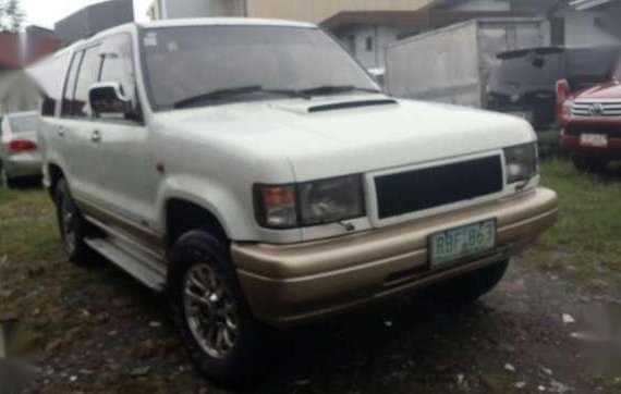 Isuzu Trooper Bighorn AT 4X4 3.1 White For Sale