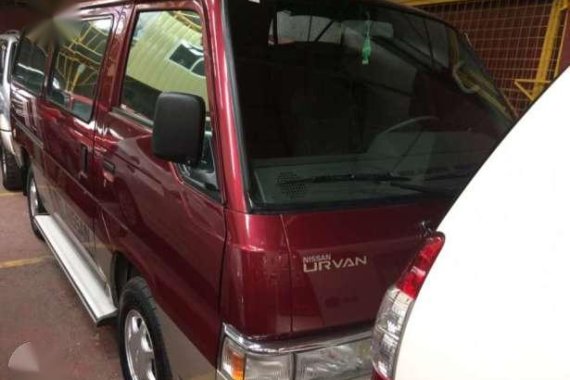 Nissan Urvan Escapade 2012 MT Red For Sale