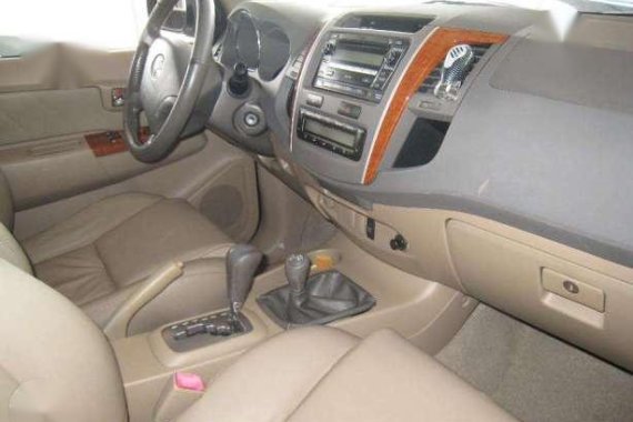 2011 toyota fortuner v diesel for sale