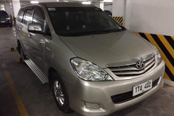 FOR SALE 2011 Toyota Innova E Diesel MT 