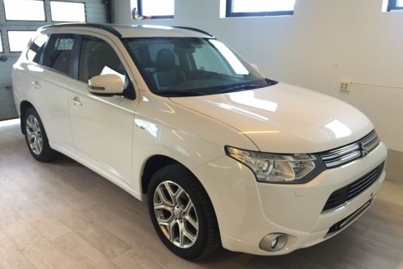 FOR SALE Mitsubishi Outlander 2014