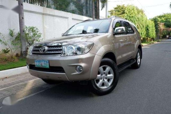2010 Toyota Fortuner G Diesel 46kms for sale 
