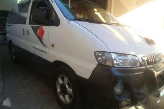 Hyundai Starex SVX 2002 AT White For Sale