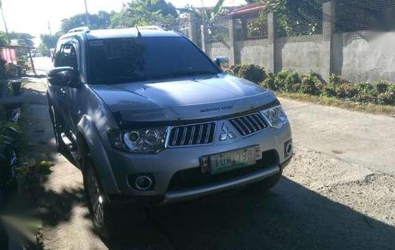 Montero 2012 manual well kept for sale 