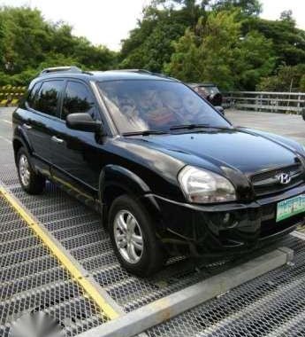 Tucson crdi hyundai not rav 4 crv honda ford escape xtrail suv diesel