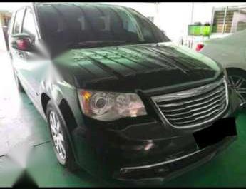 2013 Chrysler Town and Country good for sale 