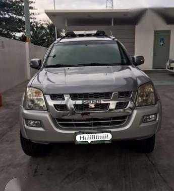 Isuzu Alterra 2005 AT Gray SUV For Sale