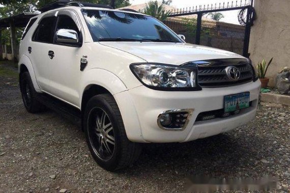 For sale Toyota Fortuner 2010