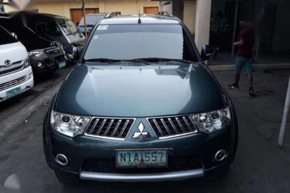 2010 Mitsubishi Montero gls 4x4 manual diesel for sale