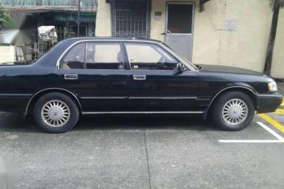 Toyota crown super saloon for sale