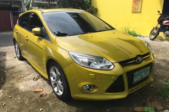 Ford Focus 2013 Yellow for sale