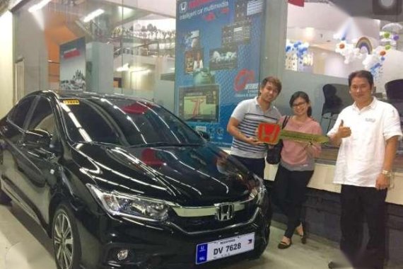 Crystal Black 2018 Honda CITY vs 2017 vios jazz for sale