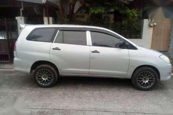 Good As New Toyota Innova J 2010 For Sale