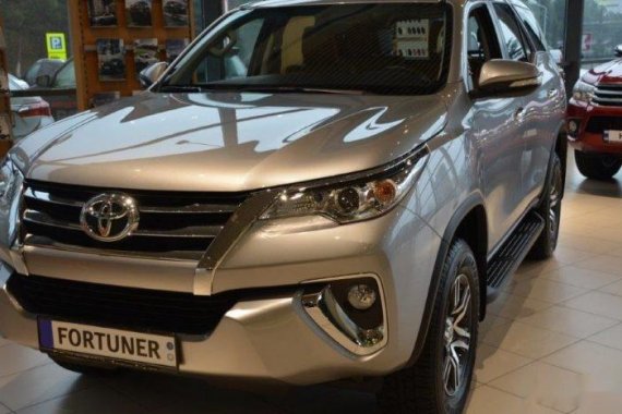 2017 Toyota Fortuner Gasoline Automatic for sale 