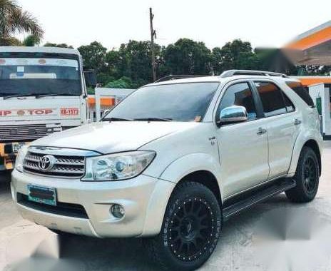 2011 Toyota Fortuner G Diesel for sale 