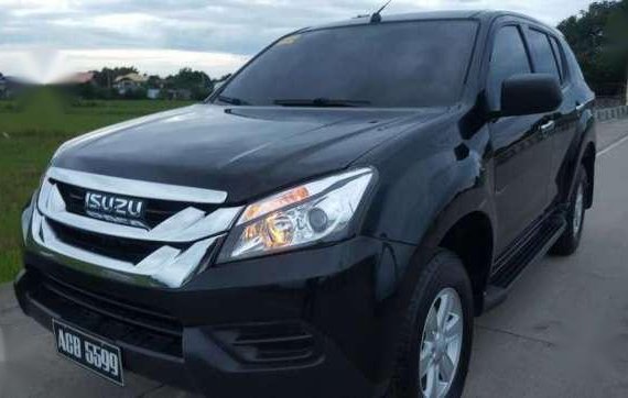 For sale 2015 model Isuzu Mux Ls mt 4x2