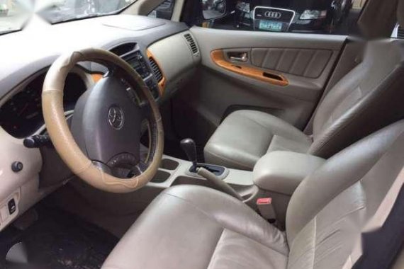 2011 Toyota Innova V AT Diesel Beige For Sale