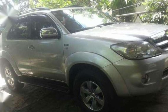 Toyota Fortuner G 2006 AT Silver For Sale