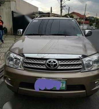 2011 Toyota Fortuner 2.5g 4x2 Diesel for sale 