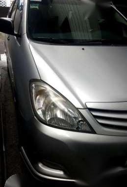 2011 innova e diesel automatic for sale 