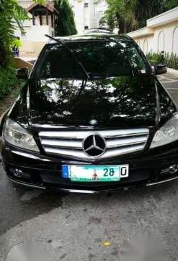 Mercedes Benz 2009 C200 Black AT For Sale