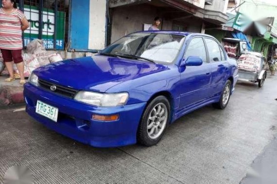 Toyota corolla xe sedan blue for sale 