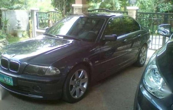 Bmw 323i 2000 for sale in good condition