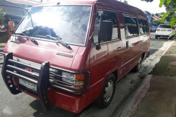 Mitsubishi L300 versa van diesel well maintained for sale