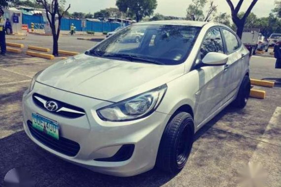 Hyundai accent 2013 good as new for sale 