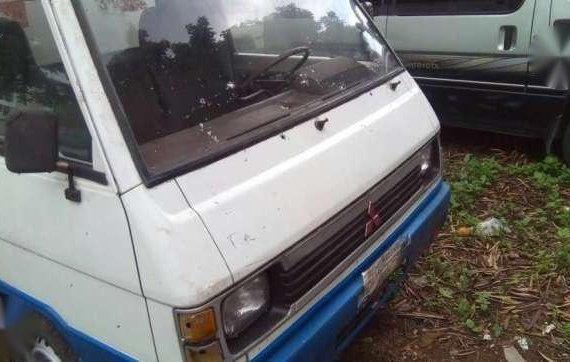 Mitsubishi L300 very fresh for sale 