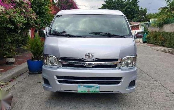 2013 Toyota Hiace Grandia GL Diesel - 13