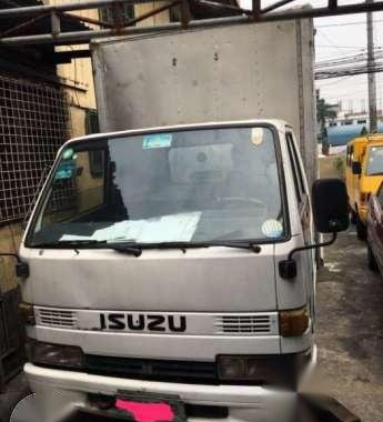 Isuzu Elf aluminum truck for sale 