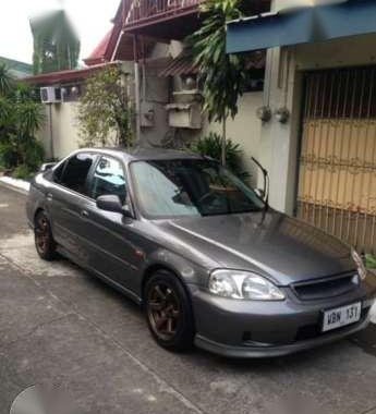 Honda civic 99 sir body for sale 