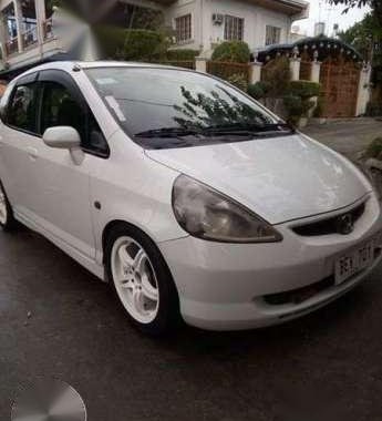 Honda jazz 2001 1.3 fuel efficient Idsi for sale 