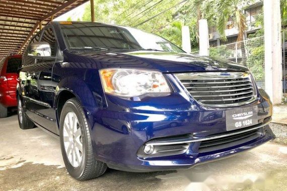 For sale Chrysler Town and Country 2015