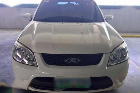 Ford Escape 2013 model good as new for sale 
